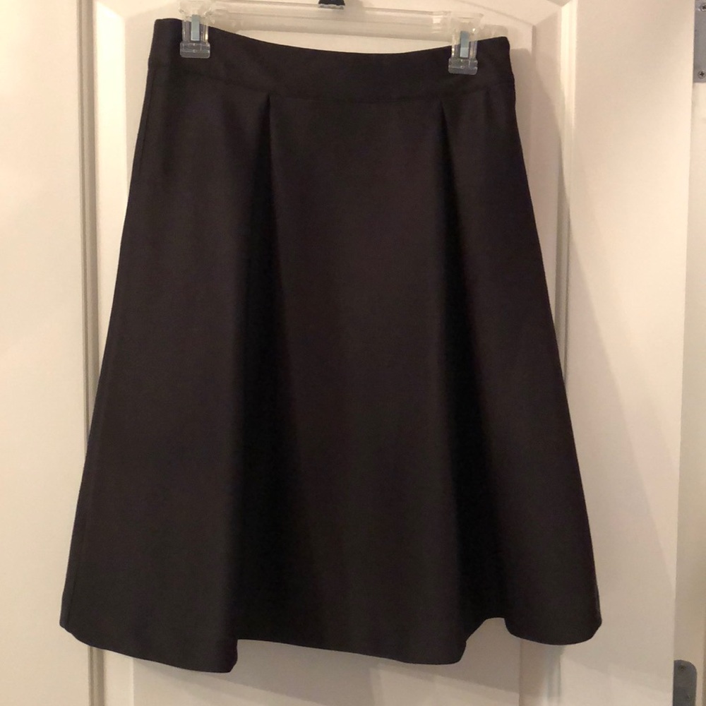 Black skirt